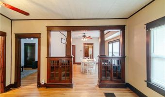 905 Parallel St, Atchison, KS 66002