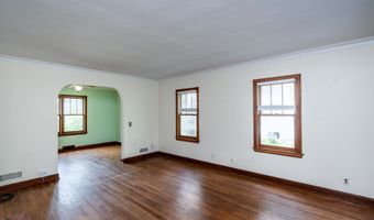 4234 Doncaster Dr, Madison, WI 53711