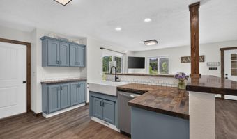 16 Hadley Ln, Blanchard, ID 83804