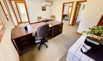 1045 Broadway, Bangor, ME 04401