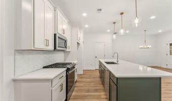 336 Colsen Dr, Acworth, GA 30102
