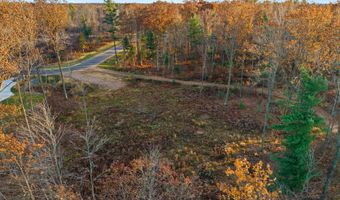 3053 WATERVIEW Dr, Wisconsin Rapids, WI 54494