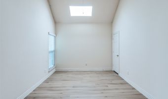 3752 Park Pl, Addison, TX 75001