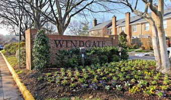 2616 S ARLINGTON MILL Dr 8, Arlington, VA 22206