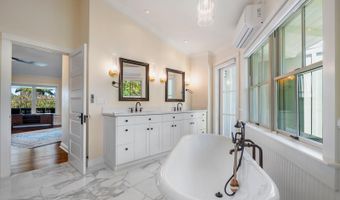 65 N Holokai Rd, Haiku, HI 96708