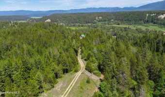 859 Otter Ln, Bonners Ferry, ID 83805