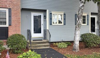 943 Fox Hollow Drive. Dr, Hudson, NH 03051