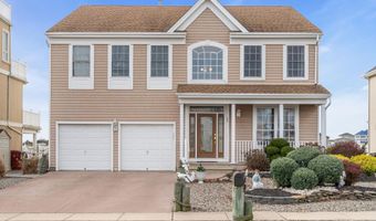 29 Bowsprit Dr, Bayville, NJ 08721