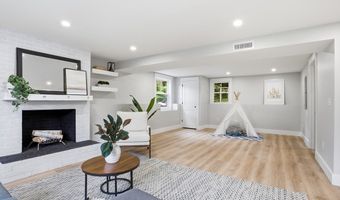 11 Bromfield Rd, Acton, MA 01720