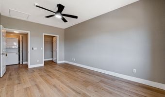 855 N STEPHANIE Street 1724, Henderson, NV 89014