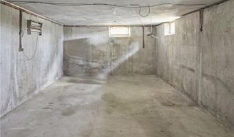 28 City View Pkwy, Johnston, RI 02919
