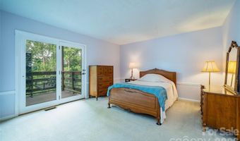 305 Piney Mountain Dr D-1, Asheville, NC 28805