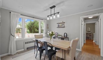 16 Red Cedar Dr, Cranston, RI 02920
