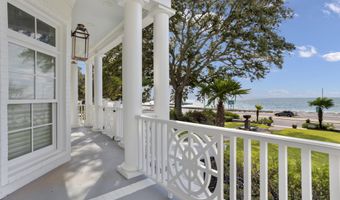 1016 Beach Blvd, Biloxi, MS 39530