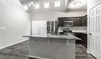 6605 SW Warrington Rd, Bentonville, AR 72713