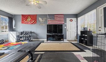 220 4th St SE, Aliceville, AL 35442