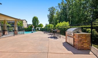 17149 SW SNOWDALE St, Beaverton, OR 97007