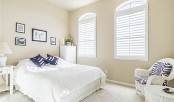 19442 Royal Oaks Rd, Apple Valley, CA 92308