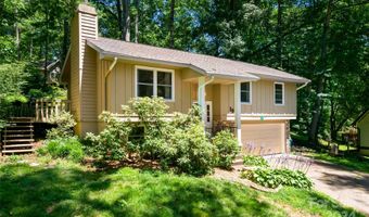 10 Muirfield Dr, Arden, NC 28704