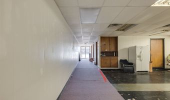 6718 NW 39th Expy, Bethany, OK 73008