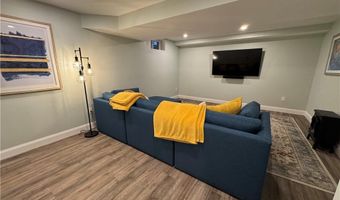 25 Franklin Rd 1, East Greenwich, RI 02818