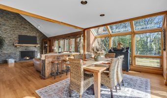 42 Hill Rd, Allentown, NJ 08501