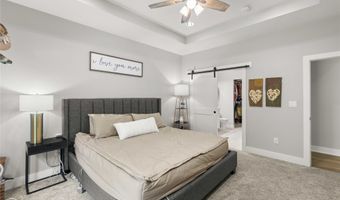 1040 W Trace Pl, Polk City, IA 50226