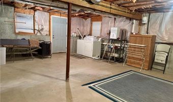 34 Marian Ave, Narragansett, RI 02882