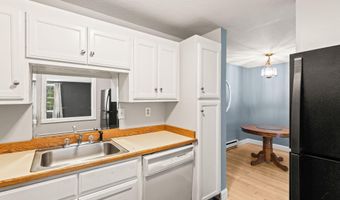 733 W Main St G, Barnstable, MA 02630