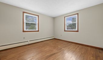 93 E Euclid St, Bloomfield, CT 06002