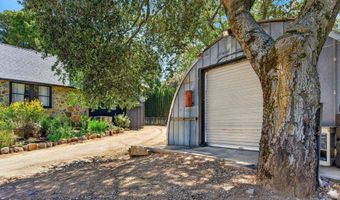 24185 Wildwood Glen Ln, Alpine, CA 91901