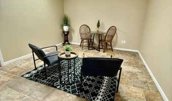 1306 Shull St, Ava, MO 65608