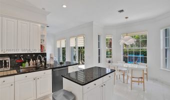 3690 NE 199th St 3690, Aventura, FL 33180