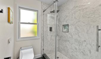 227 Center Ave, Aptos, CA 95003