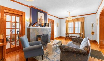 722 E 18th St, Ada, OK 74820