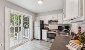 3836 BRIGHTON Ct, Alexandria, VA 22305