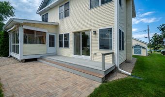 22869 W Lake Shore Dr, Antioch, IL 60002