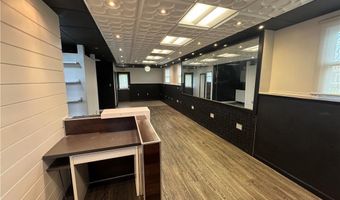 2000 Oxford Dr, Allentown, PA 18103