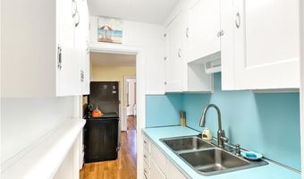 509 Middle Highway Hwy 2, Barrington, RI 02806