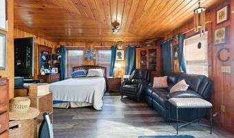 1433 N 116 Rd B, Bristol, VT 05443
