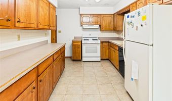 7 Hickerson Pl, Alton, IL 62002