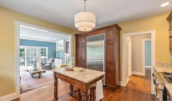 55 Woodland Ave, Allendale, NJ 07401