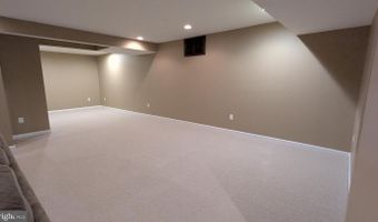 43161 BARNSTEAD Dr, Ashburn, VA 20148