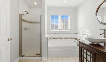 10827 VISTA GARDENS Dr, Bowie, MD 20720