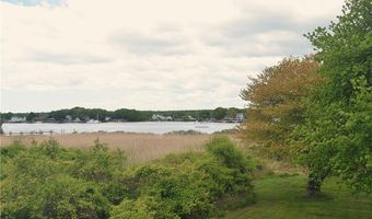 410 Wandsworth St, Narragansett, RI 02882