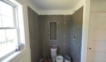 40 Tirrell Hill Rd, Bedford, NH 03110