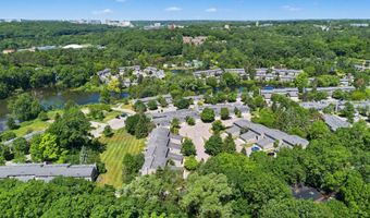 731 Skynob Dr, Ann Arbor, MI 48105