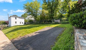 4914 22ND St N, Arlington, VA 22207