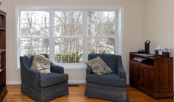 85 McVeagh Rd, Westbrook, CT 06498