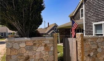 208 Chapel St, Block Island, RI 02807